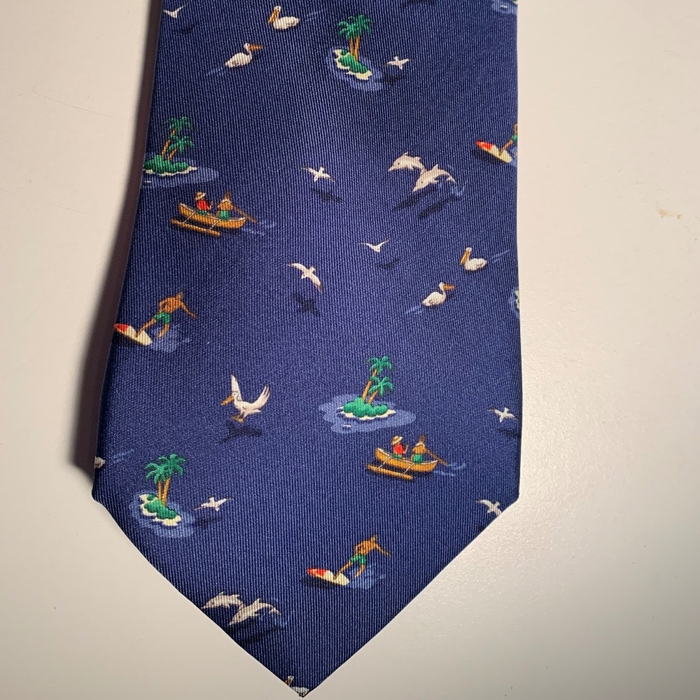 Beach lovers Tie